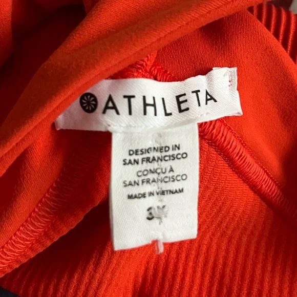 NWOT Athleta Cropped Tank Size 3X Color is Orangey Red - Picture 6 of 7